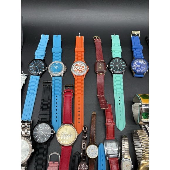 37 Vintage Watch Lot - Kate Spade, Geneva, Nelsonic - 3lb 8oz‎ Parts/Repair main image 9